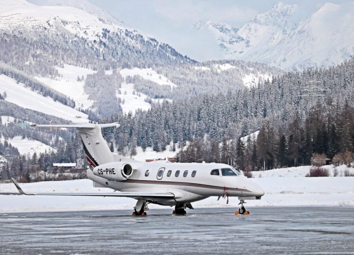 hire a private plane